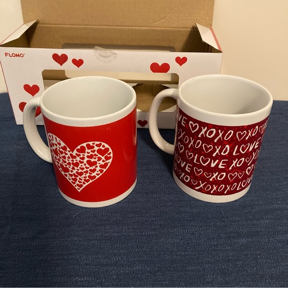 FLOMO Valentines Day Mug Set of Two Red with White Heart and Love Design - Picture 3 of 12